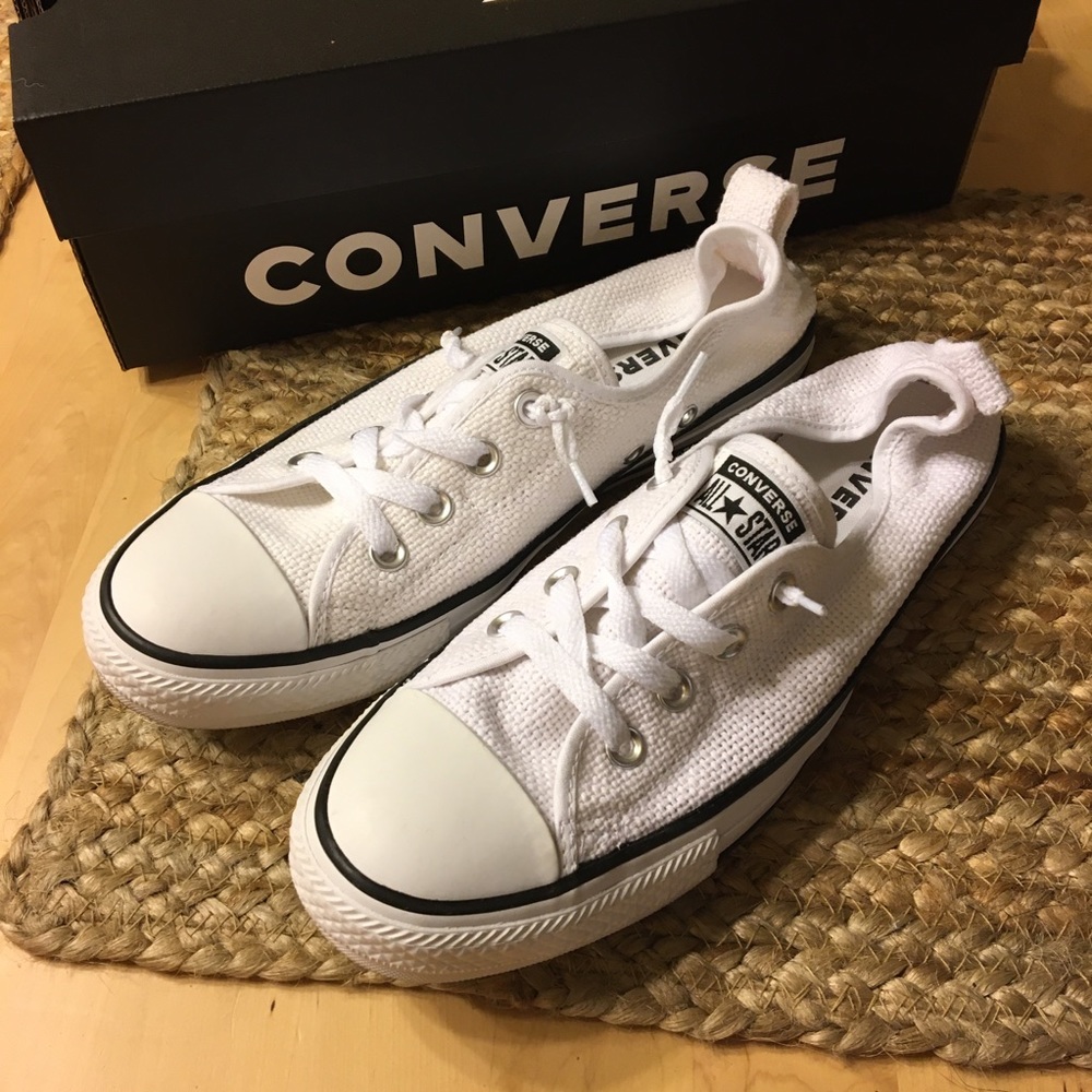 White converse almost like new